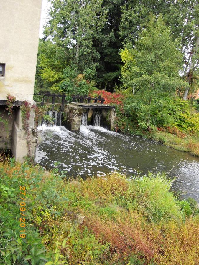 Bed and Breakfast Dependance Du Moulin Galuzot Saint-Vallier  Zewnętrze zdjęcie